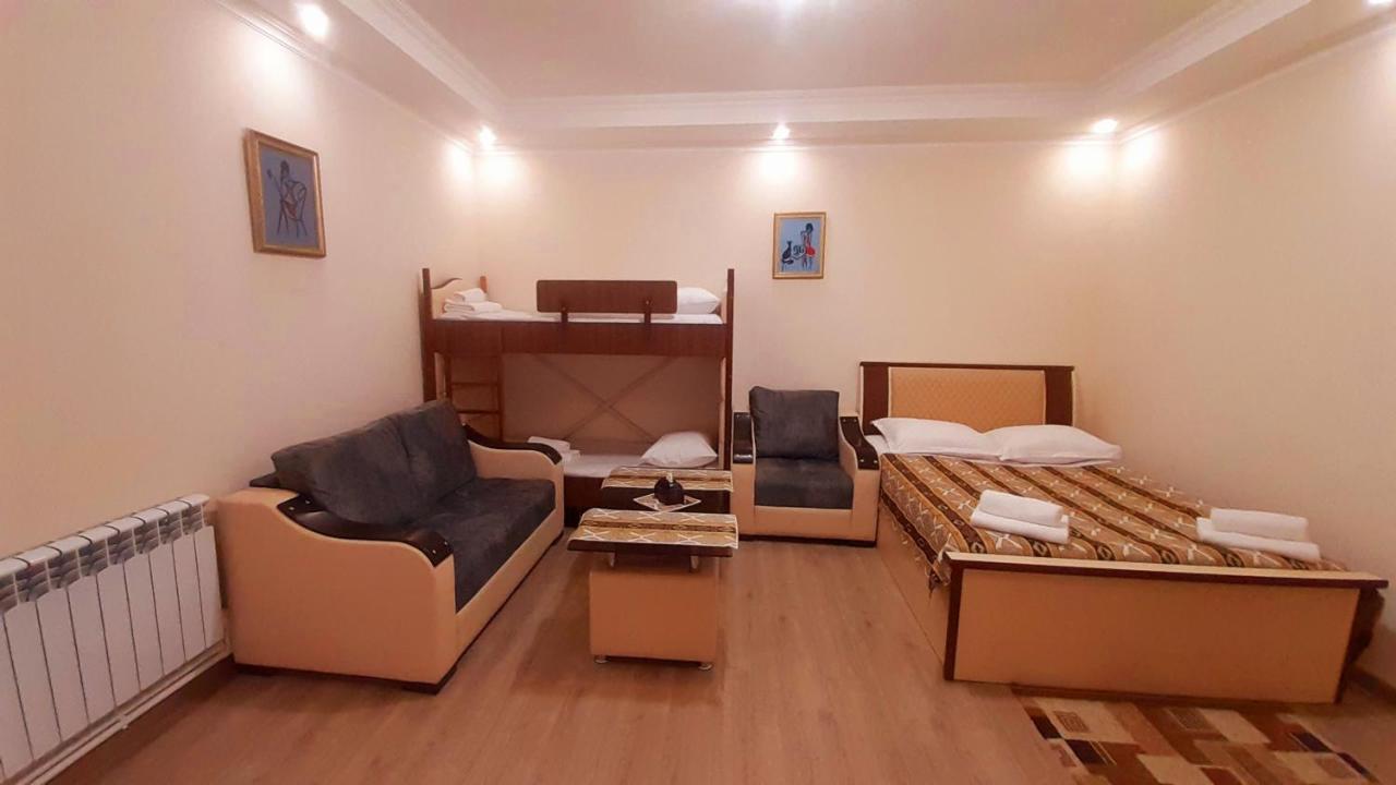 Hotel Dilijan Old Center מראה חיצוני תמונה