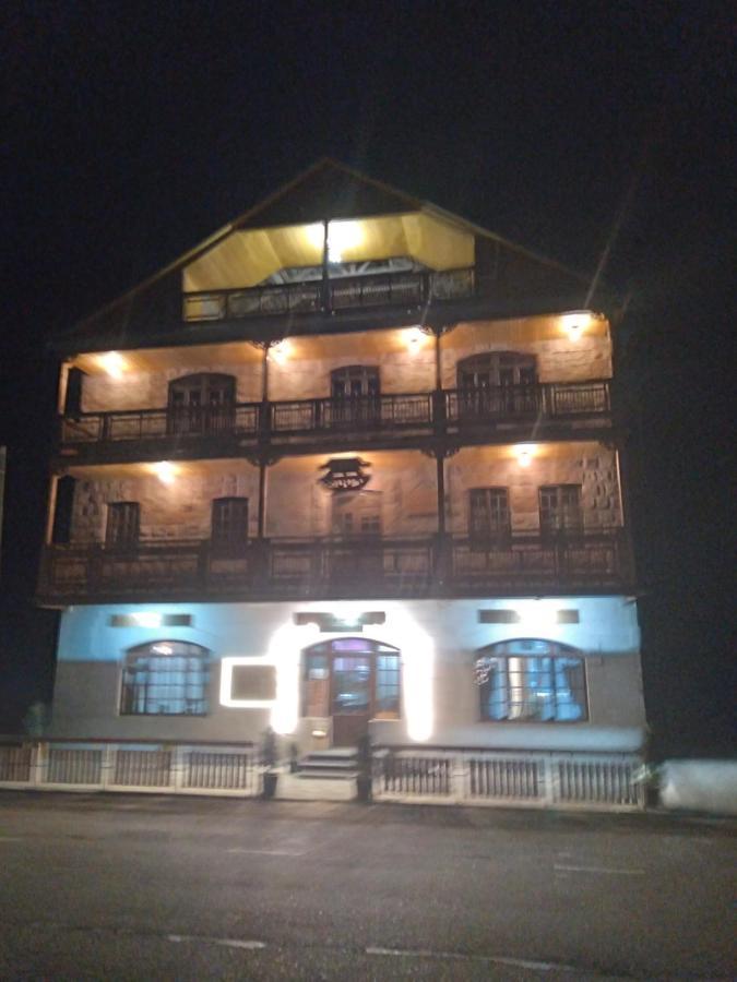 Hotel Dilijan Old Center מראה חיצוני תמונה