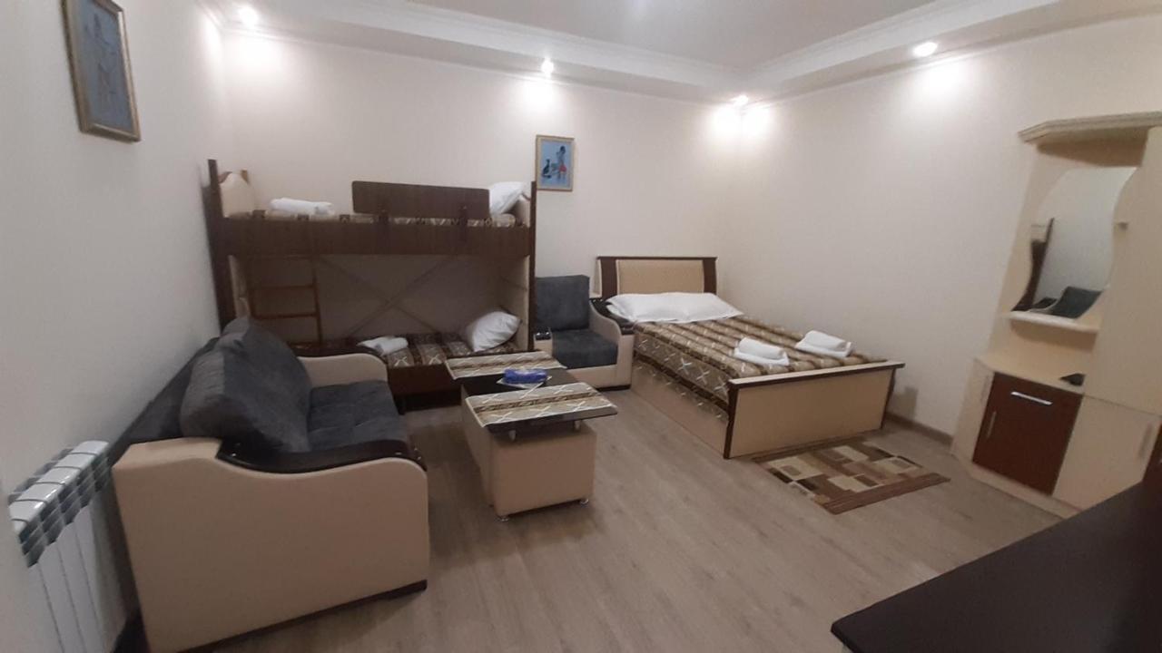 Hotel Dilijan Old Center מראה חיצוני תמונה