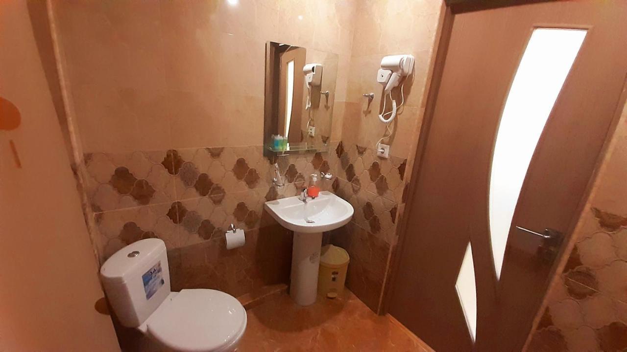 Hotel Dilijan Old Center מראה חיצוני תמונה